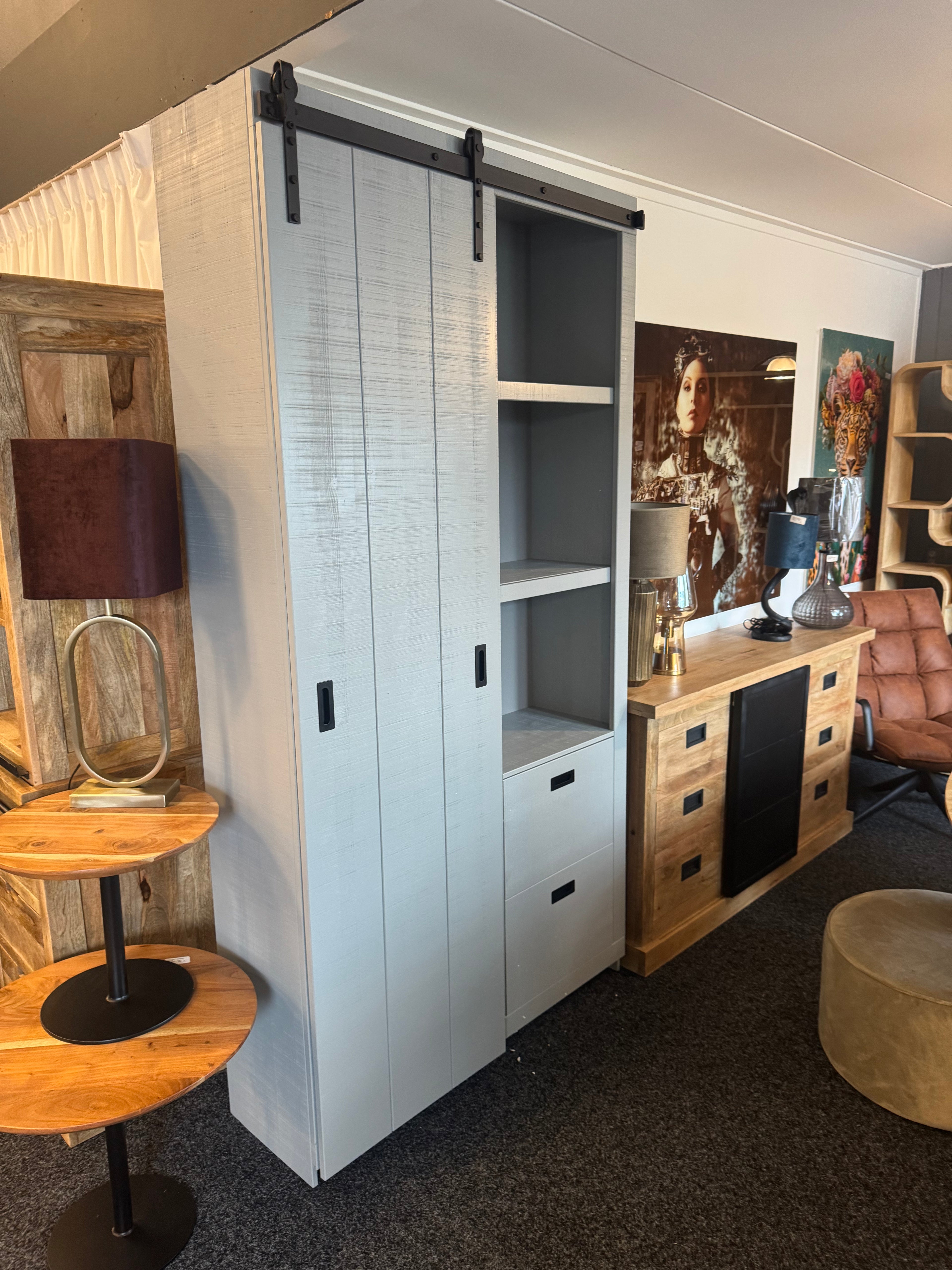 VT wonen kast Barn soap grey