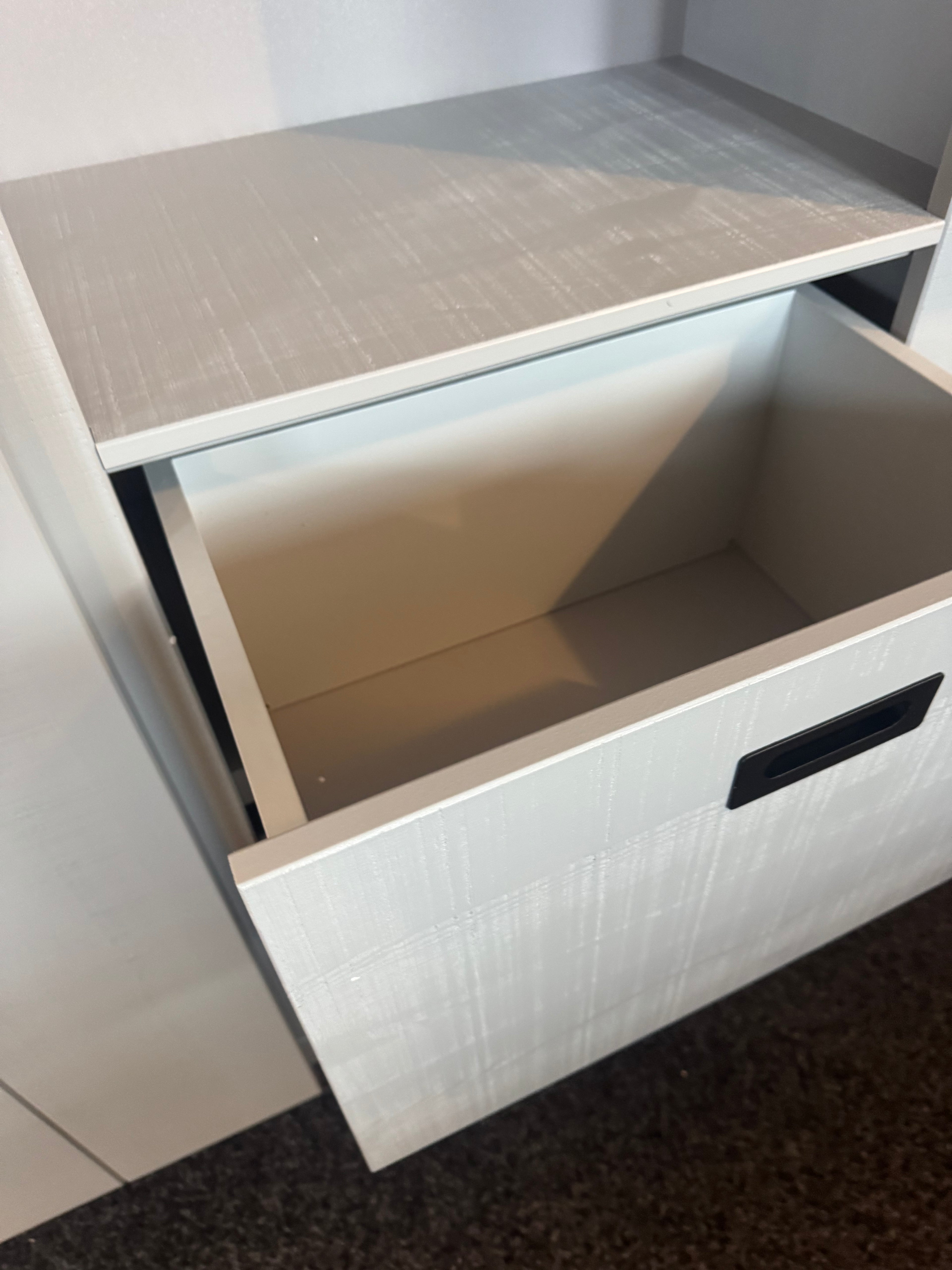 VT wonen kast Barn soap grey