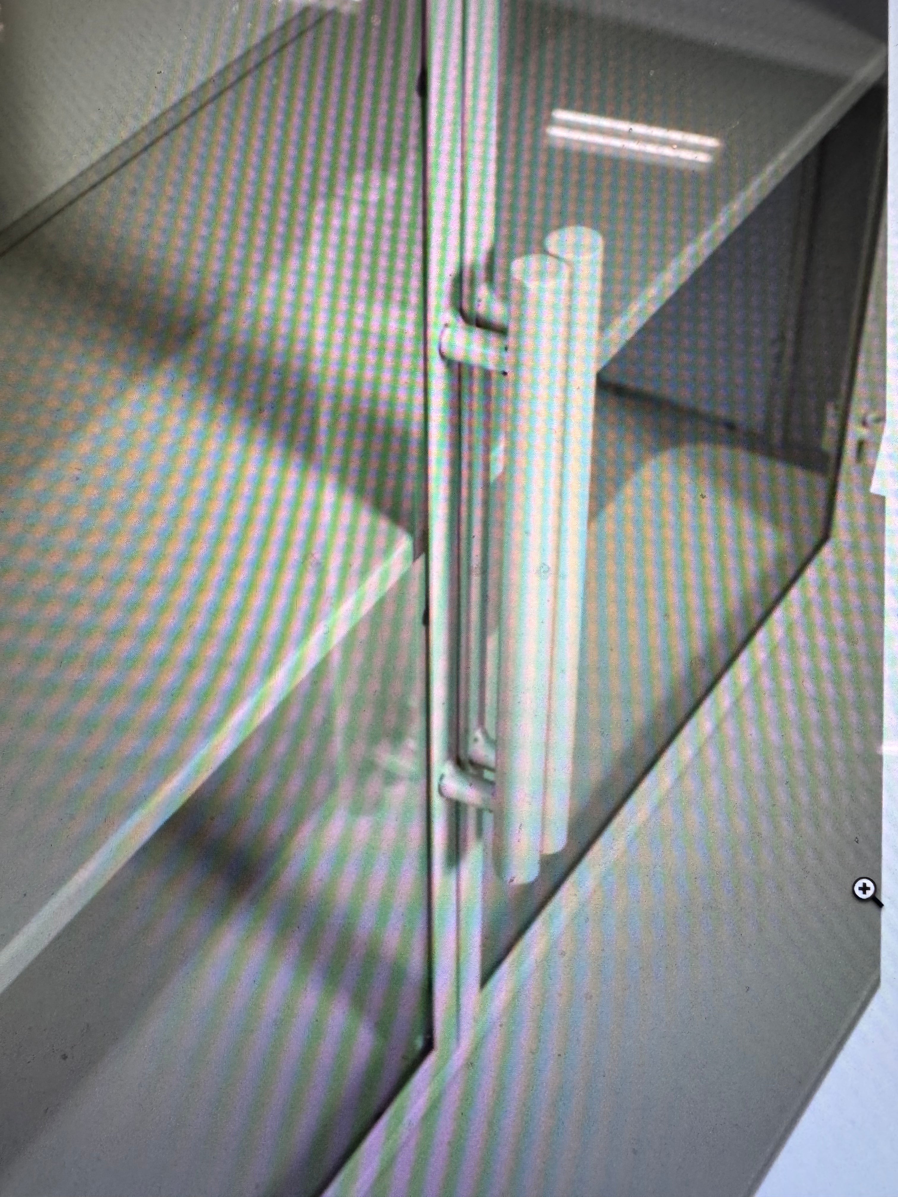 BePureHome unlock metalen vitrinekast  greige
