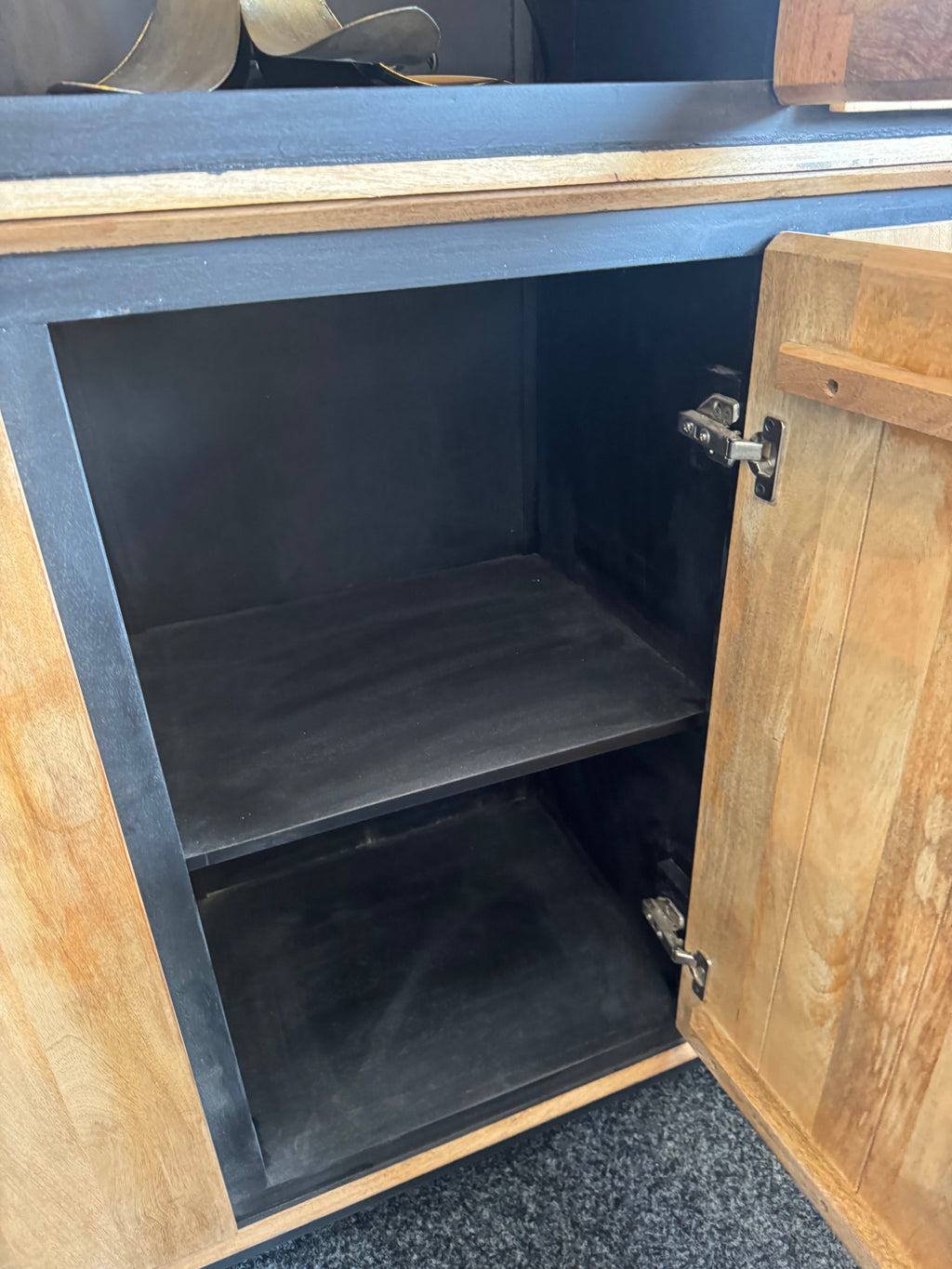 Vitrinekast RichWood 160cm mangohout
