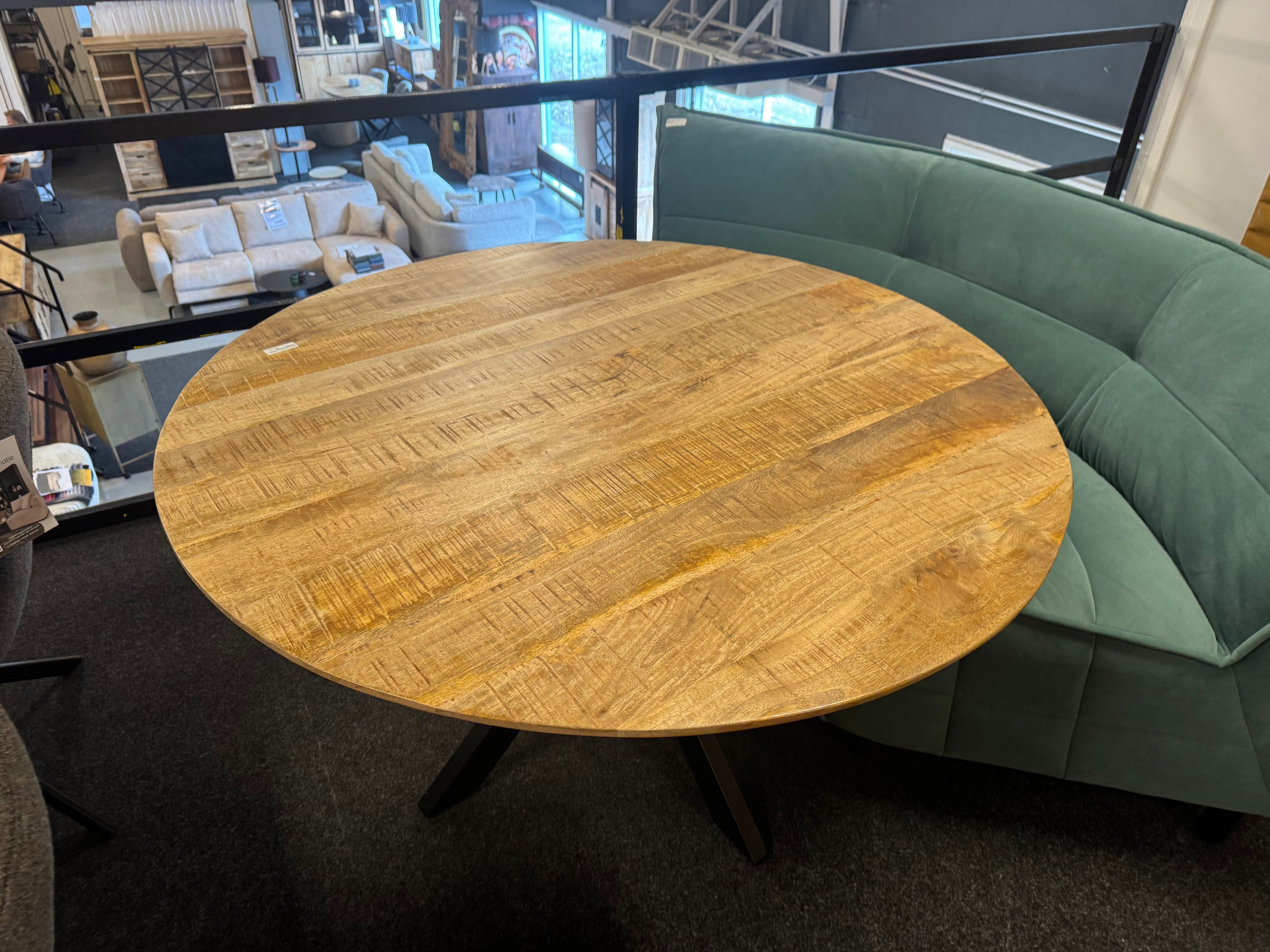 Ronde tafel robuust mangohout 140x77cm 4cm massief hout