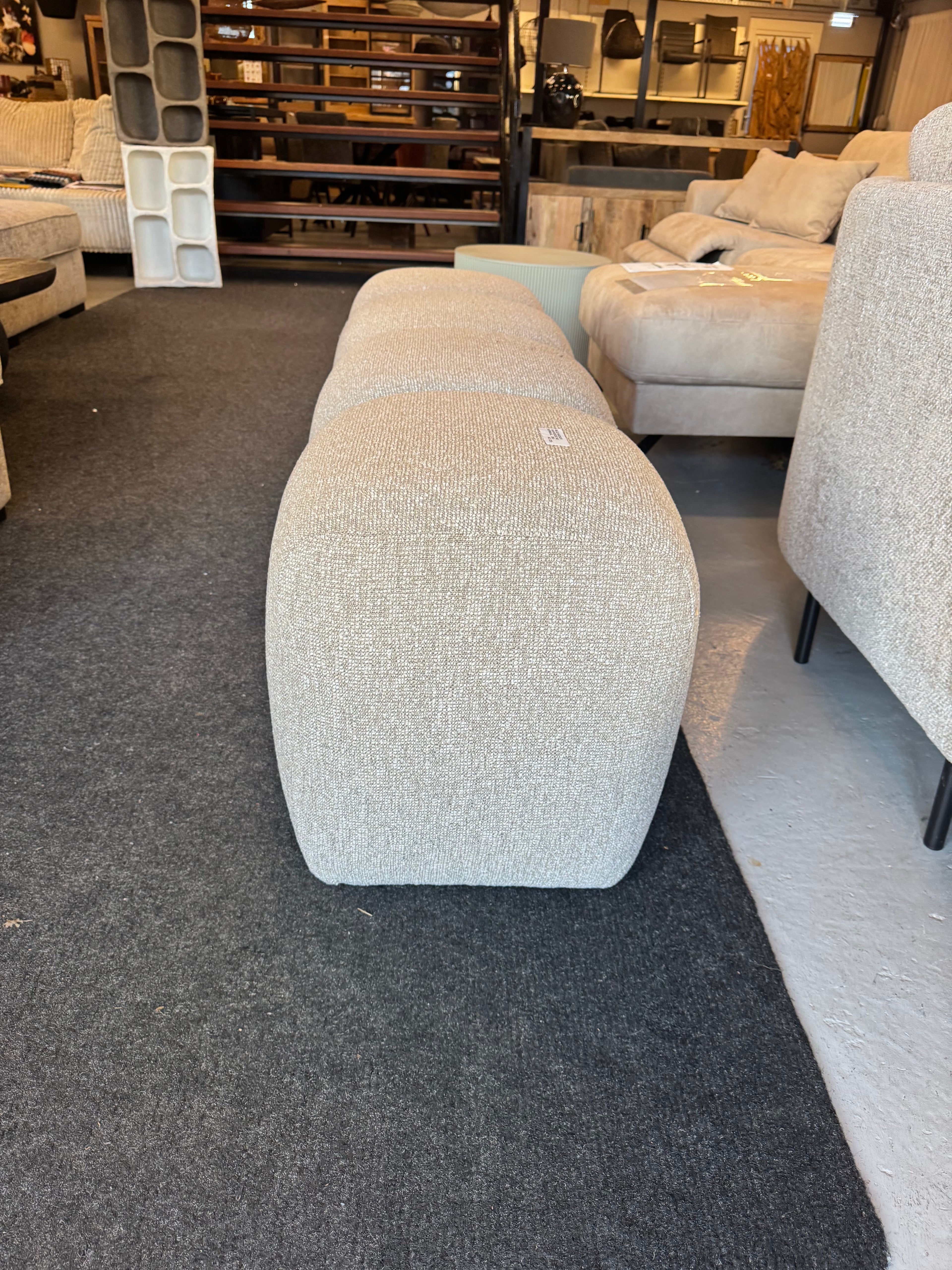 Mojo hocker / bank van Woood  beige melange