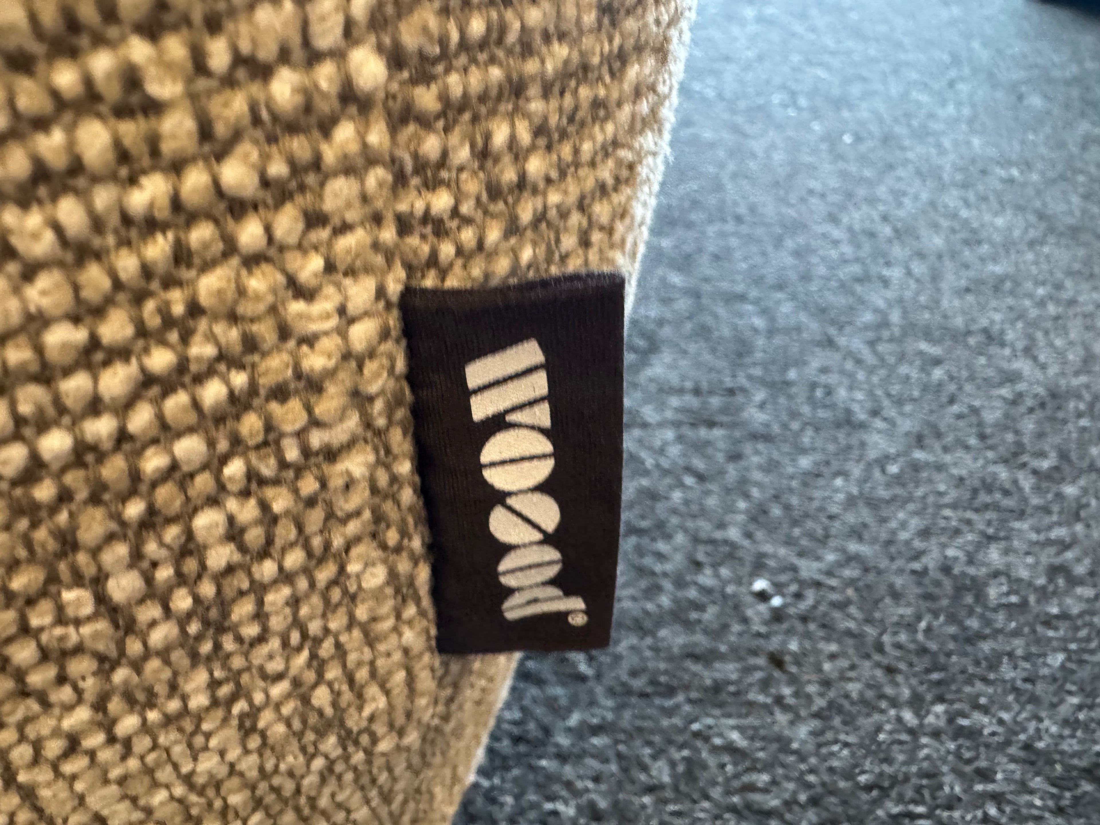 Mojo hocker / bank van Woood  beige melange